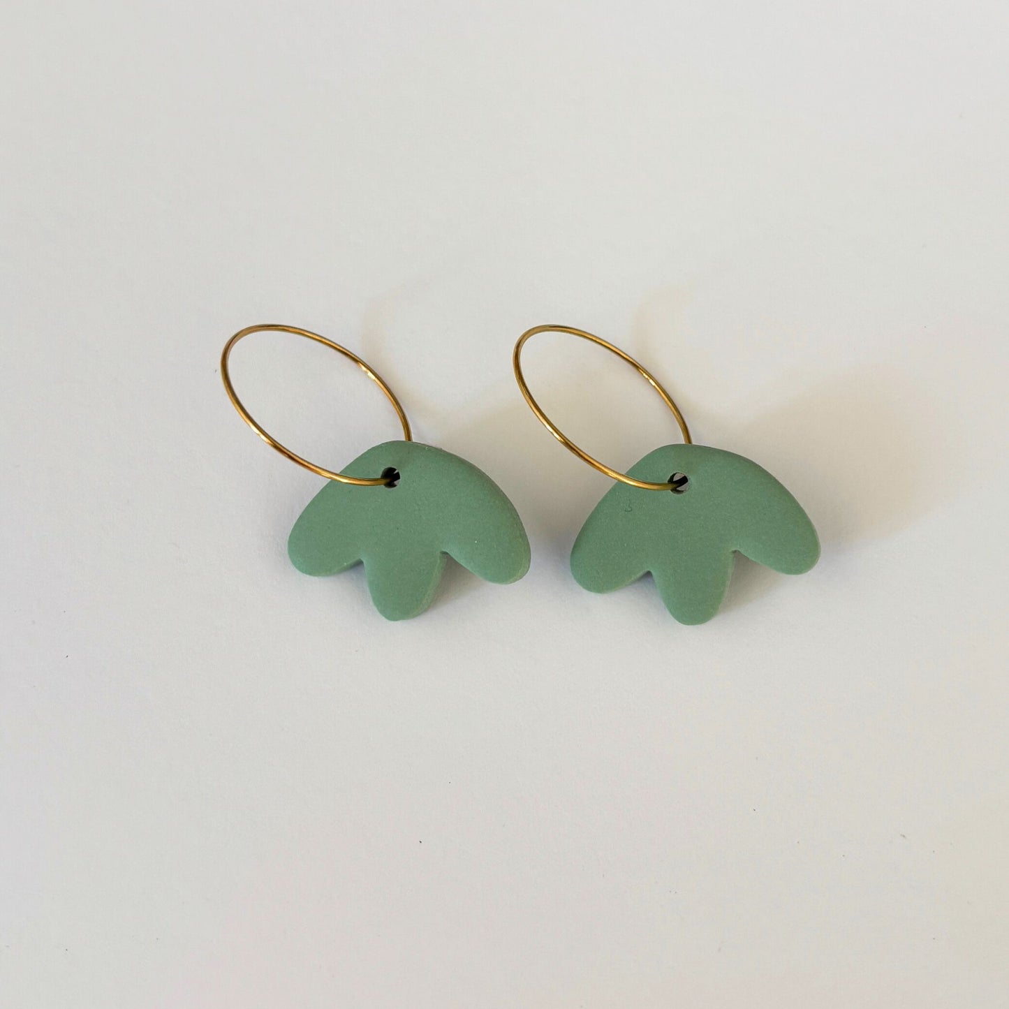 Pendientes Maina