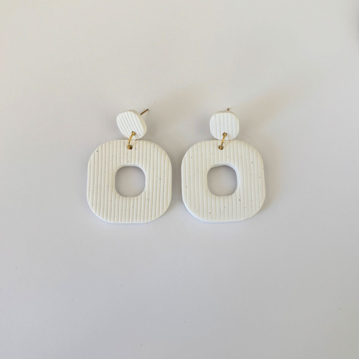Pendientes Naya