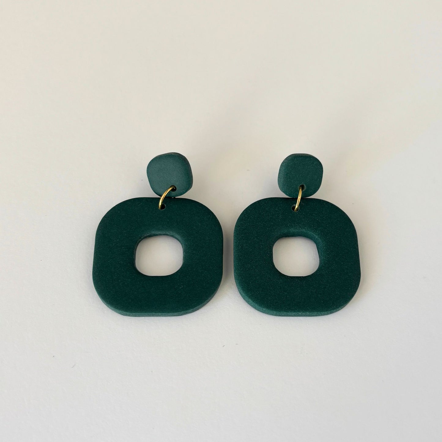 Pendientes Naya