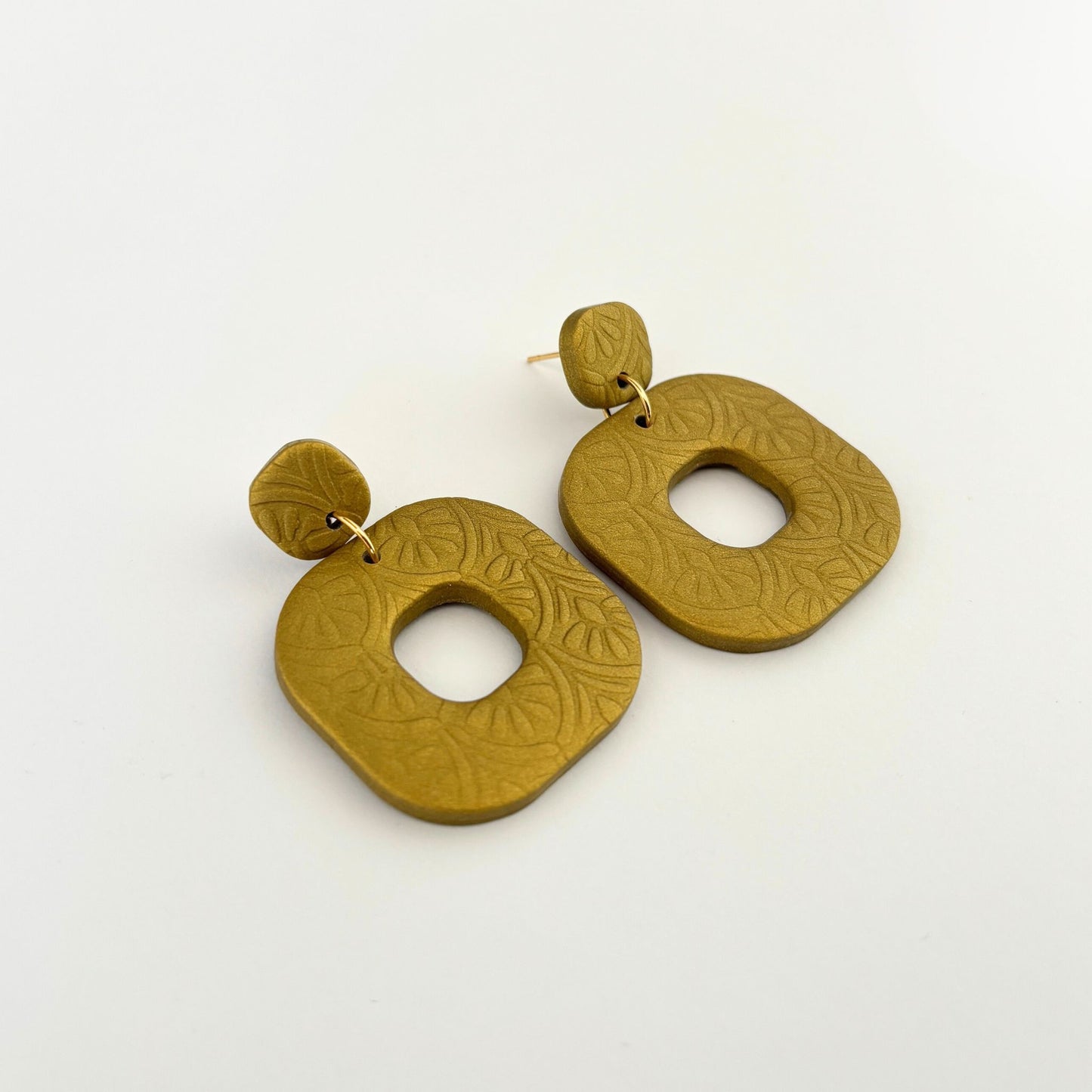 Pendientes Naya