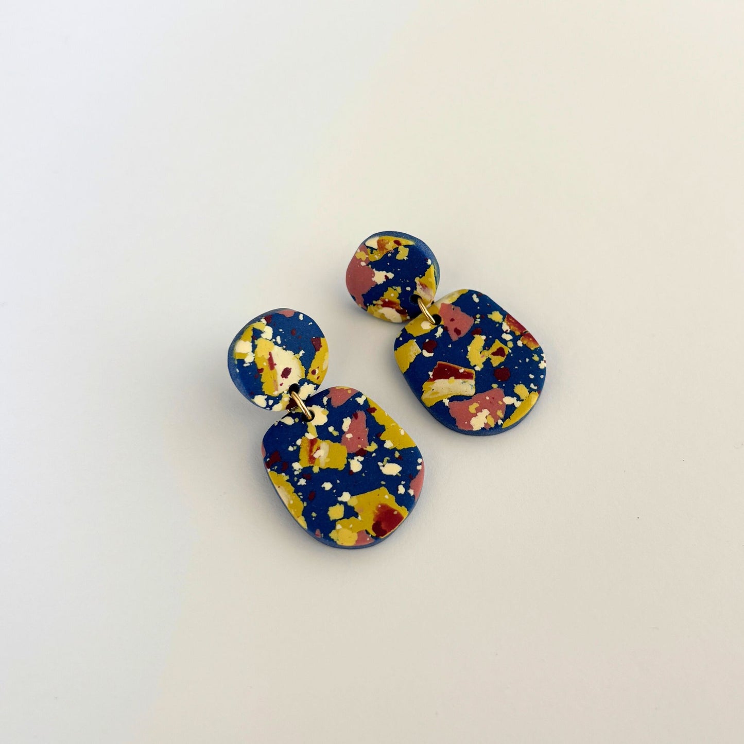Pendientes Isa