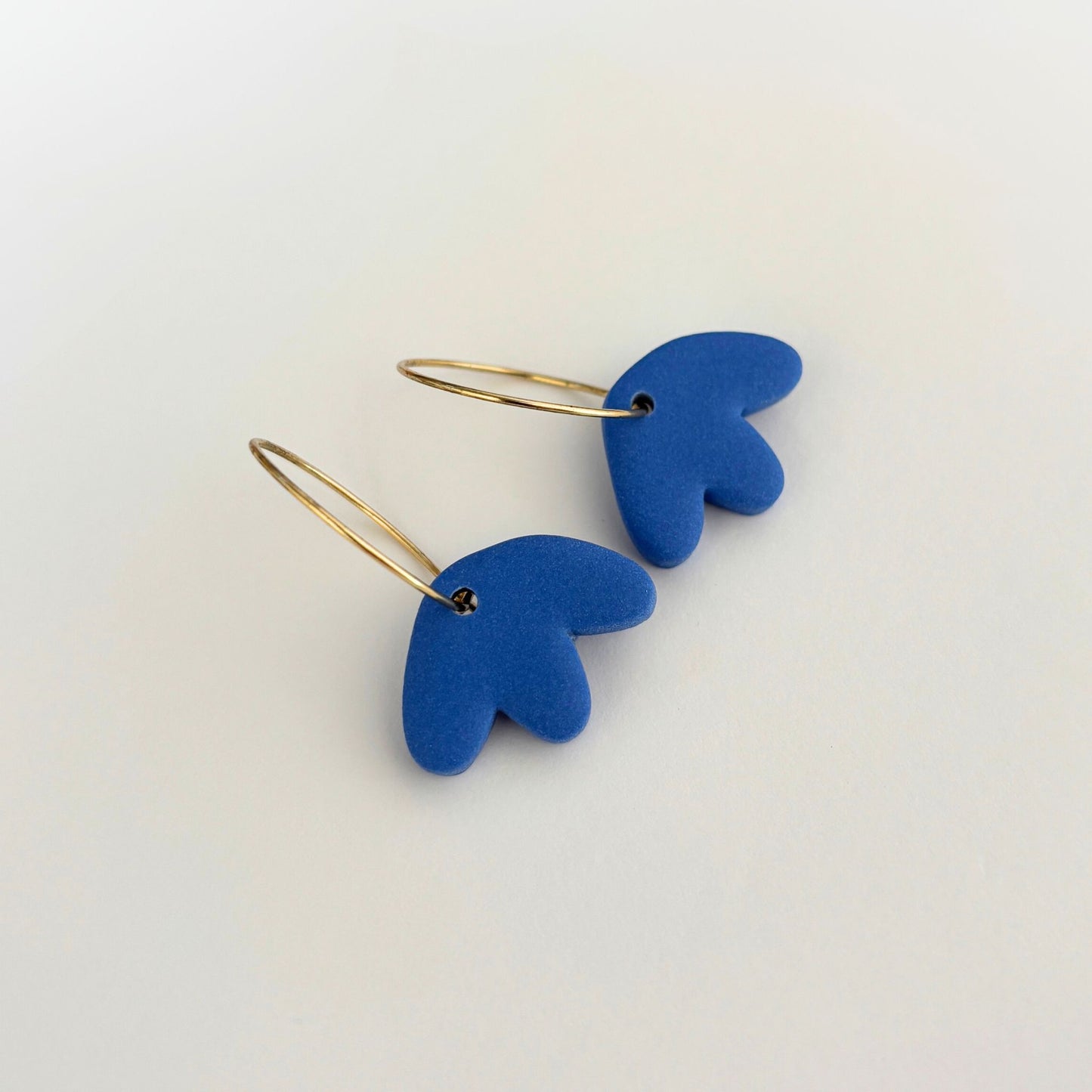 Pendientes Maina